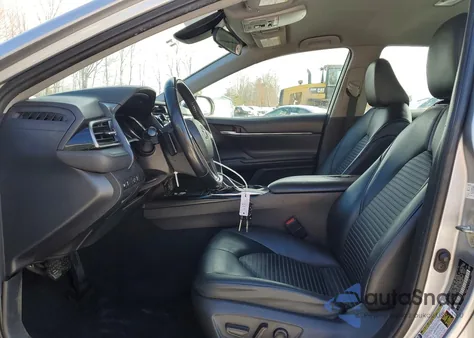 2019 Toyota Camry L из США, поврежденный, VIN 4T1B11HK2KU725608